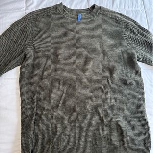 H&M Dark Green Crewneck Sweater - Large